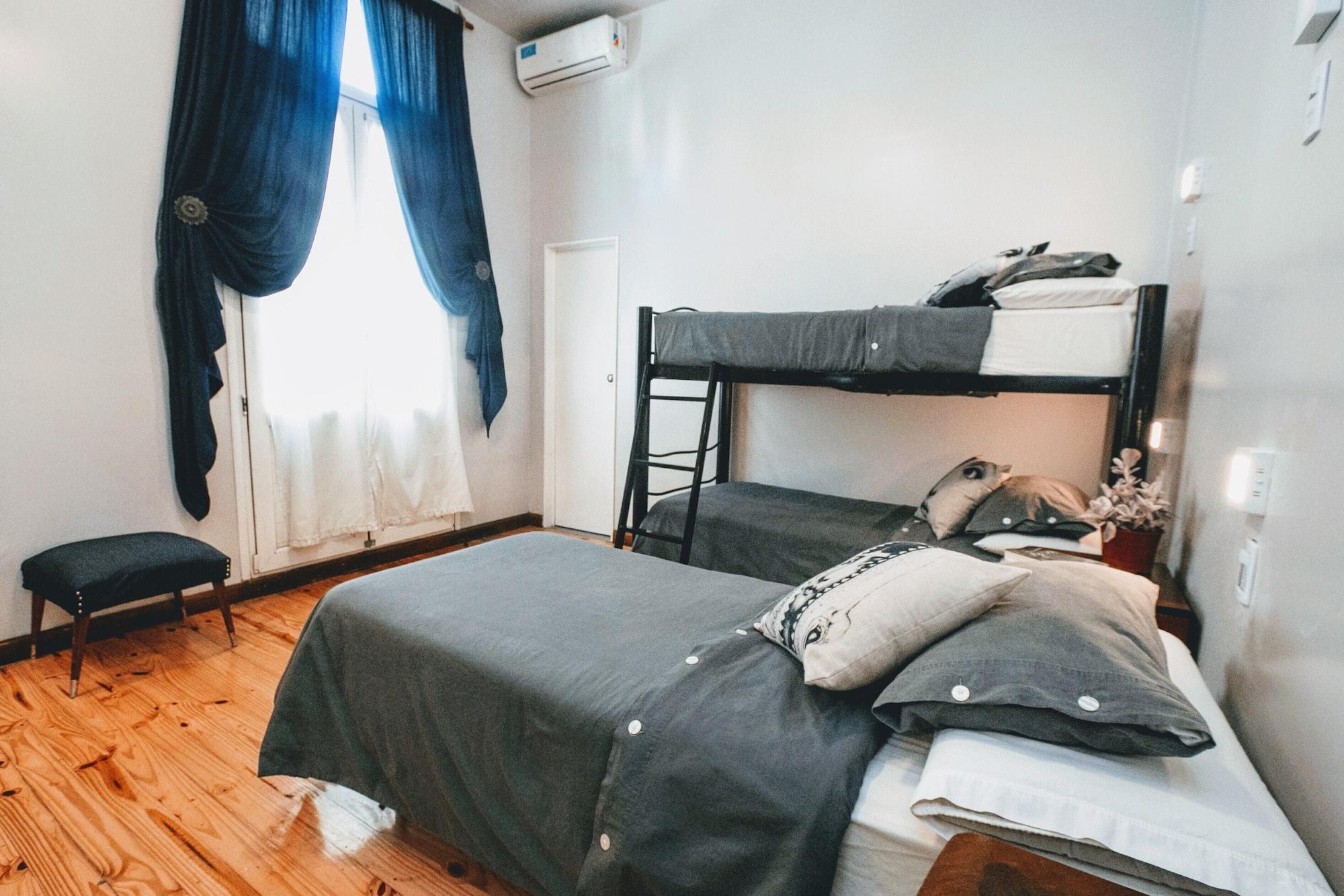 Milhouse Hostel Hipo Buenos Aires Exterior photo